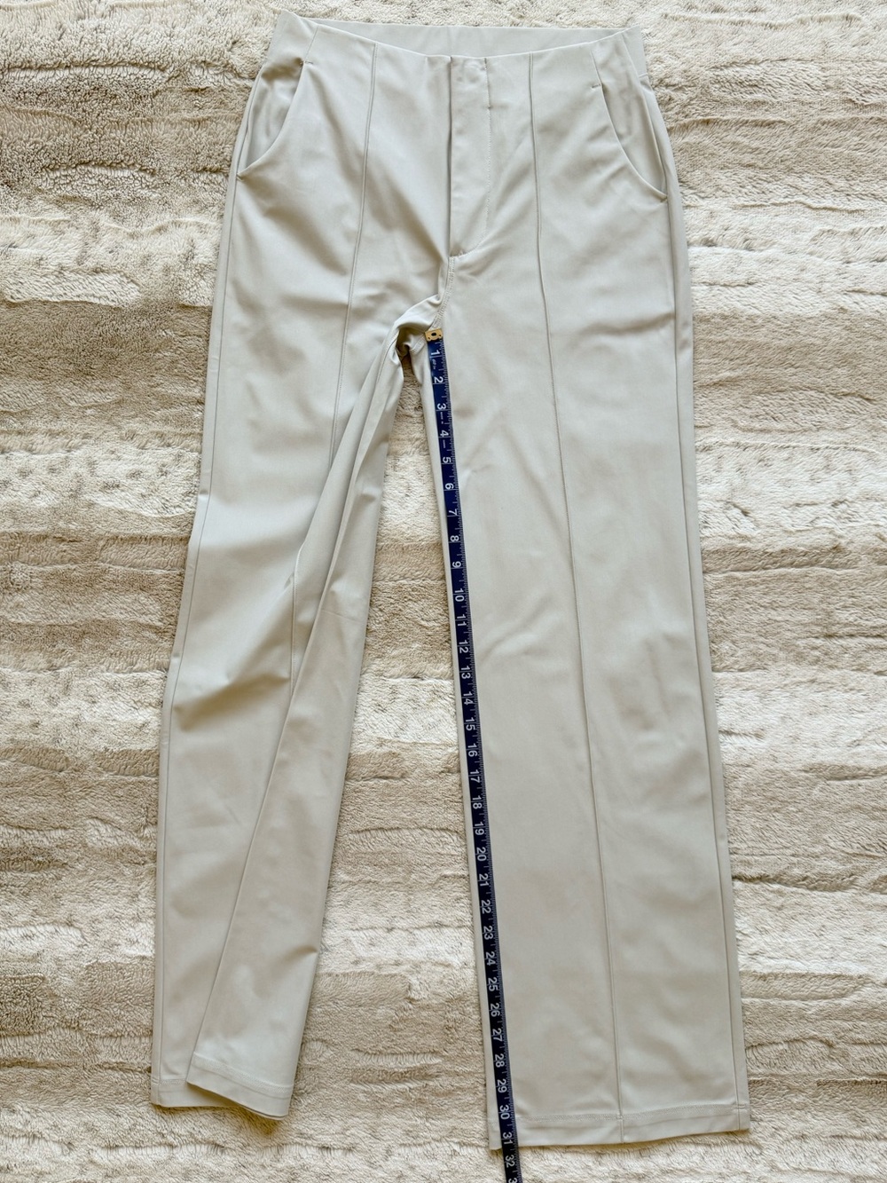 Vuori Women's Meta WideLeg Pants in Vapor - Picture 10 of 14